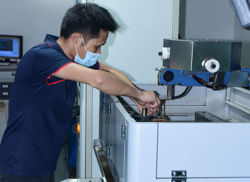 Wire-Electrode Cutting